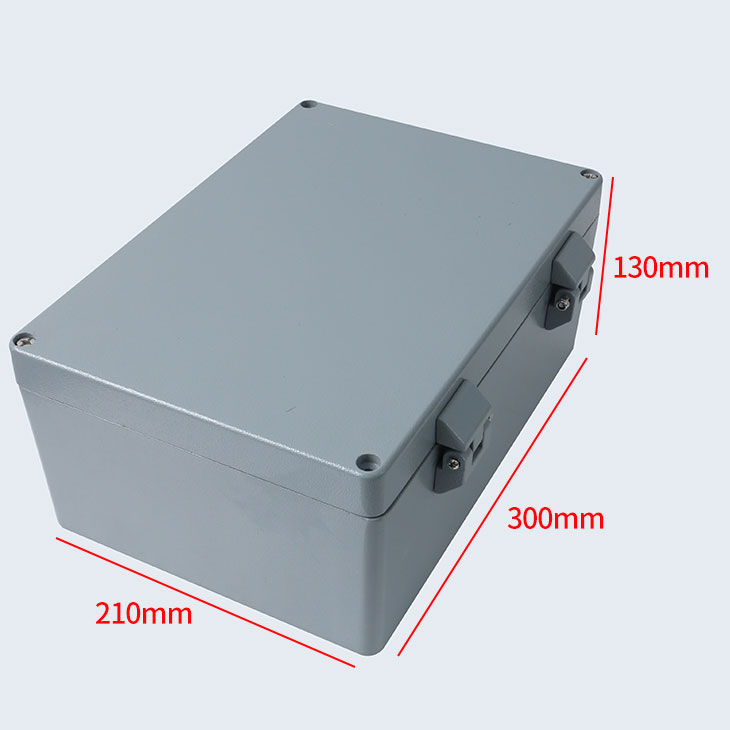 Kung paano bumuo ng isang enclosure na may extruded aluminyo frame